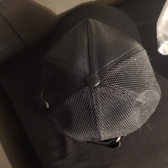 Gucci Trucker Hat (calfskin) - Picture 3 of 4